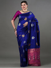 THE BANARASI SAREEIS MADE UP OF SILK THREADS WOVEN USING