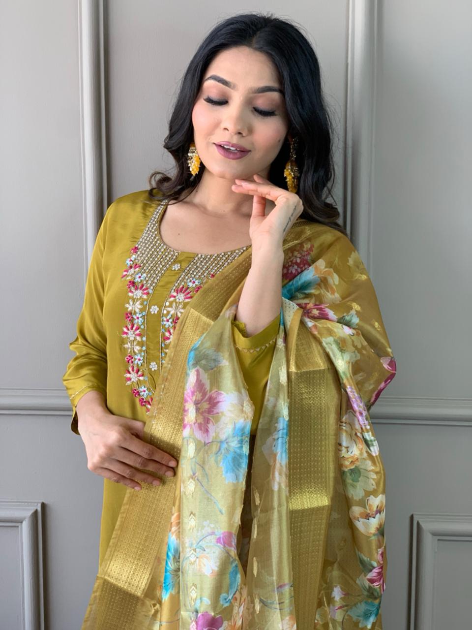 YELLOW  GREEN COLOURED  WOMEN'S VISCOSE CHANDERI KURTA WITH PANT DUPATTA  SET