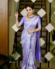 THE BANARASI SOFT SILK SAREE  MADE UP OF SILK THREADS WOVEN USING