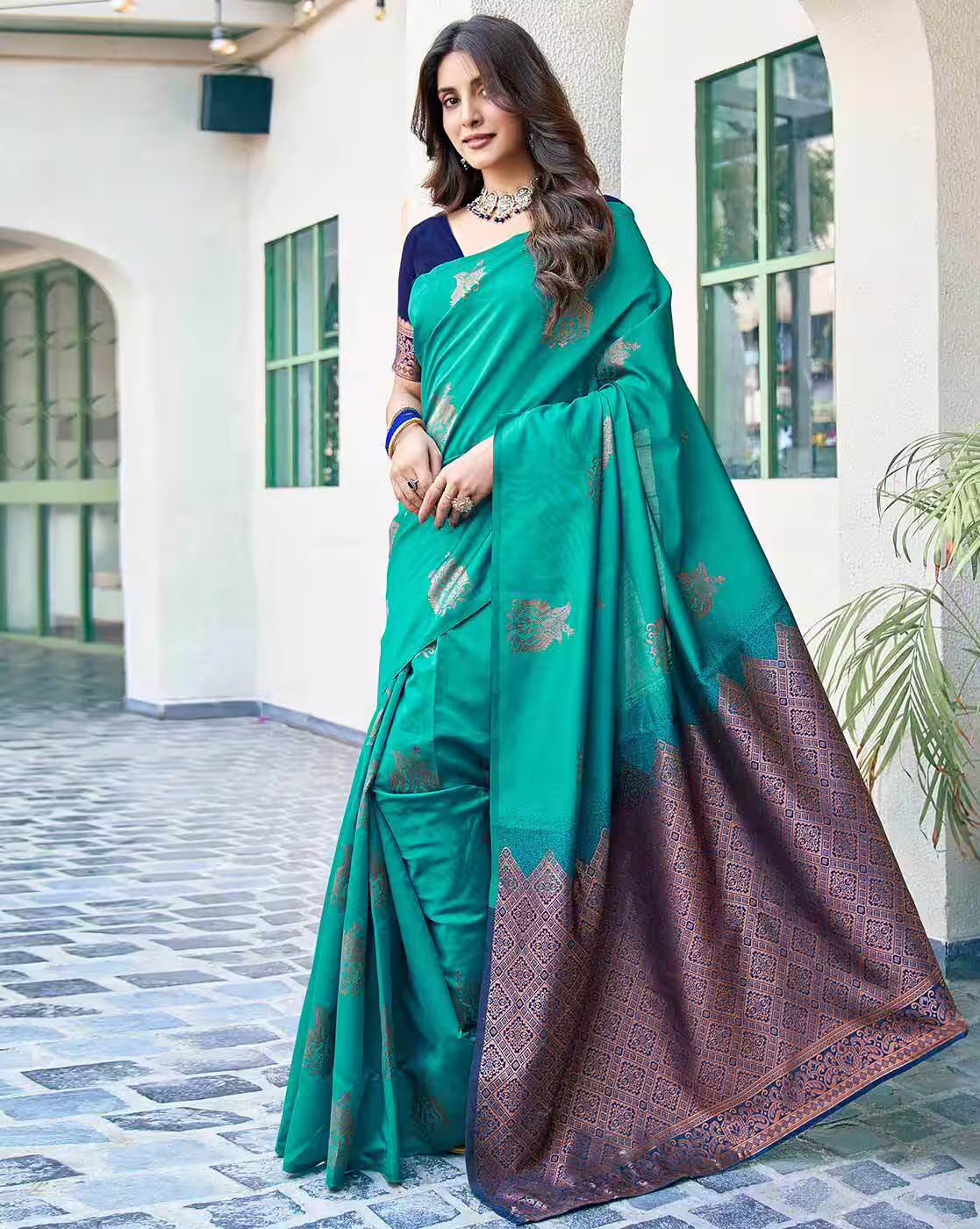 RASVRITI Women’s Banarasi Silk Saree | Premium Woven Motifs Traditional Indian Saree | Wedding, Party & Festive Wear Saree with Blouse Piece – Malaysia