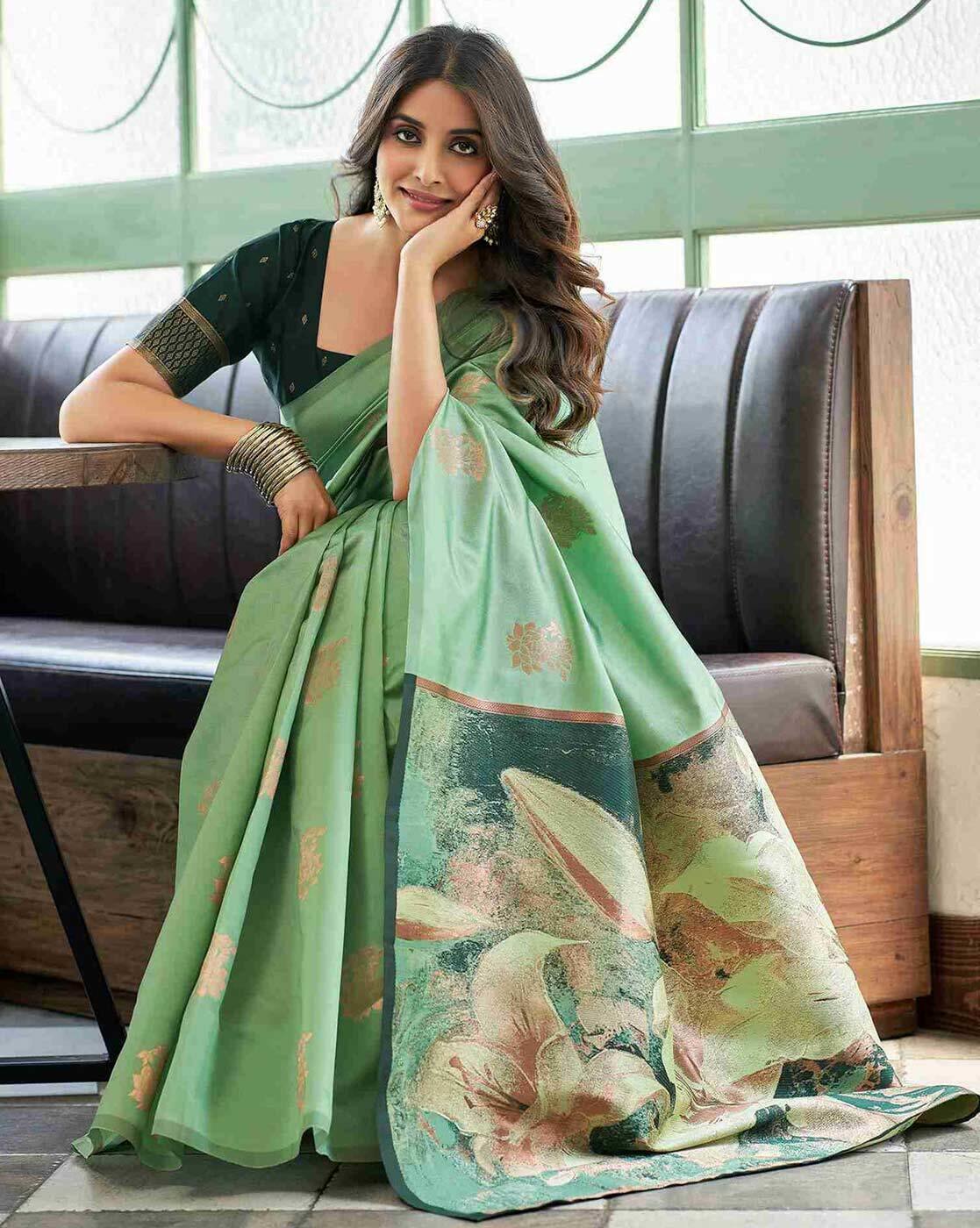 MORLY Women Kanjivaram Silk Saree with Contrast Border | Traditional Indian Saree | Wedding & Party Wear | Premium Silk Saree Malaysia Online