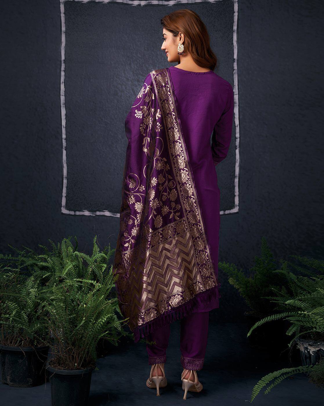 SKYLEE Women’s Embellished & Embroidery Kurta Set with Organza Dupatta | Cotton Blend Straight Kurta Pant Set | Elegant Ethnic Wear for Casual & Festive Outfits Malaysia