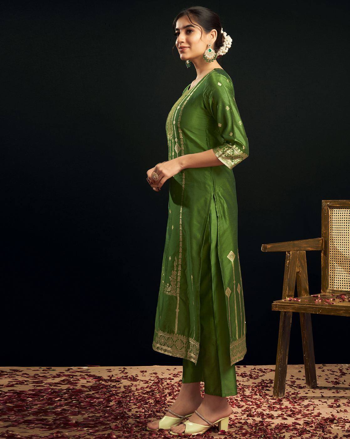 SKYLEE Women Silk Blend Woven Straight Kurta Set with Dupatta | Ethnic Wear Kurti Pant Set | Indian Pakistani Dress for Women | Festive & Party Wear Kurta Suit Malaysia