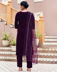 SKYLEE Women’s Velvet Sequins Embroidered Straight Kurta Set with Dupatta | Party Wear Pakistani Indian Dress | Ethnic Wear for Women Malaysia