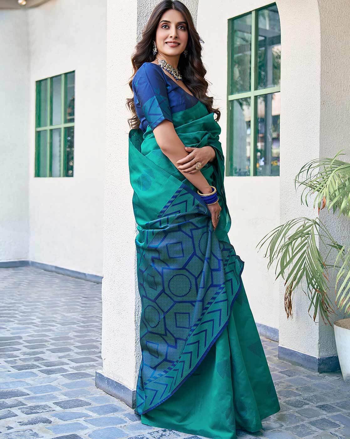SATRANI Women Printed Silk Saree with Contrast Border | Designer Saree Online Malaysia | Party Wear & Wedding Collection