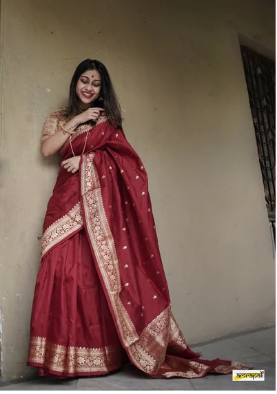 Exquisite Kanjivaram Banarasi Silk Saree | Premium Quality & Elegance