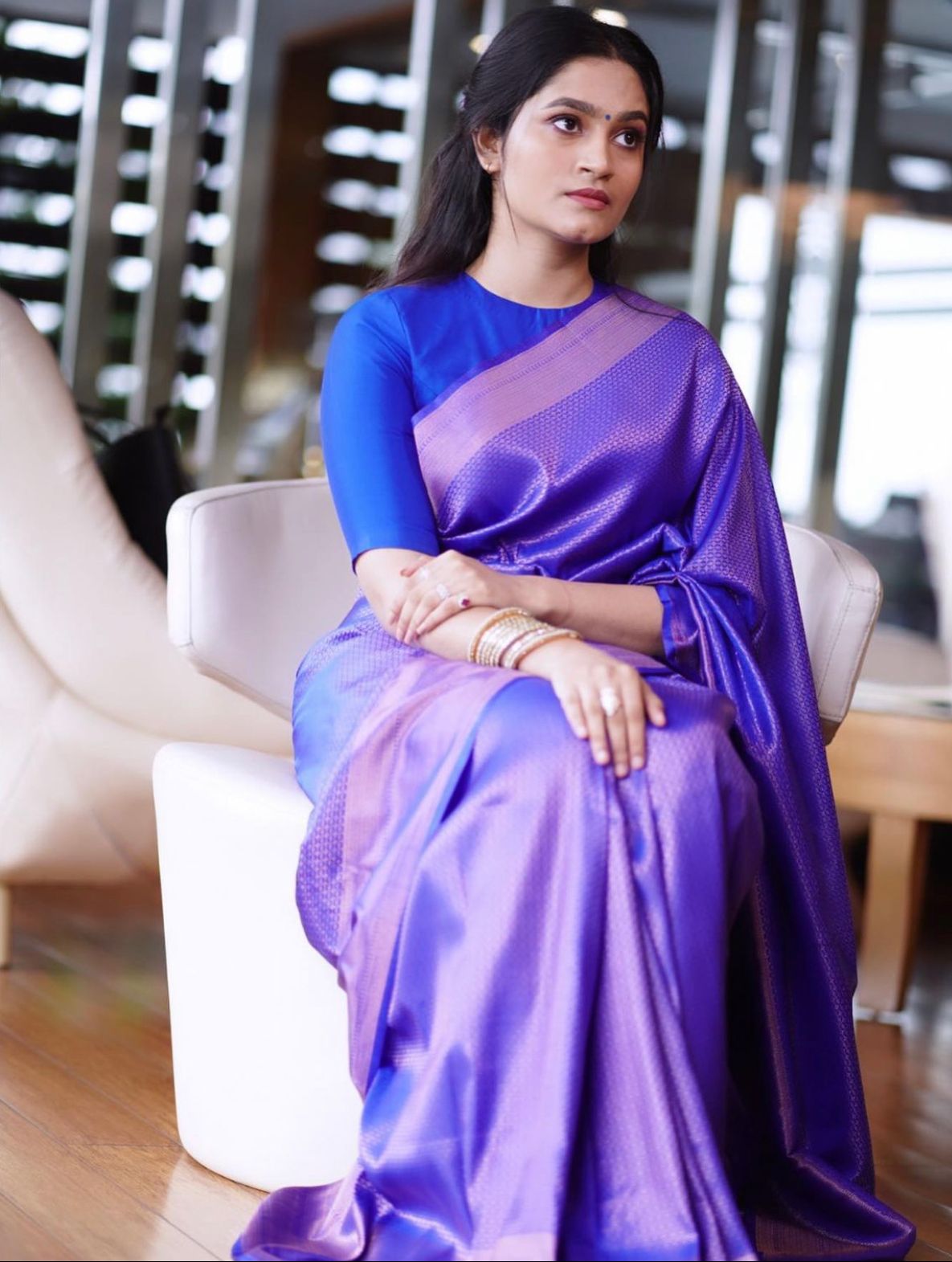 Banarasi Silk Saree – Elegant Silver Zari Work & Rich Weave