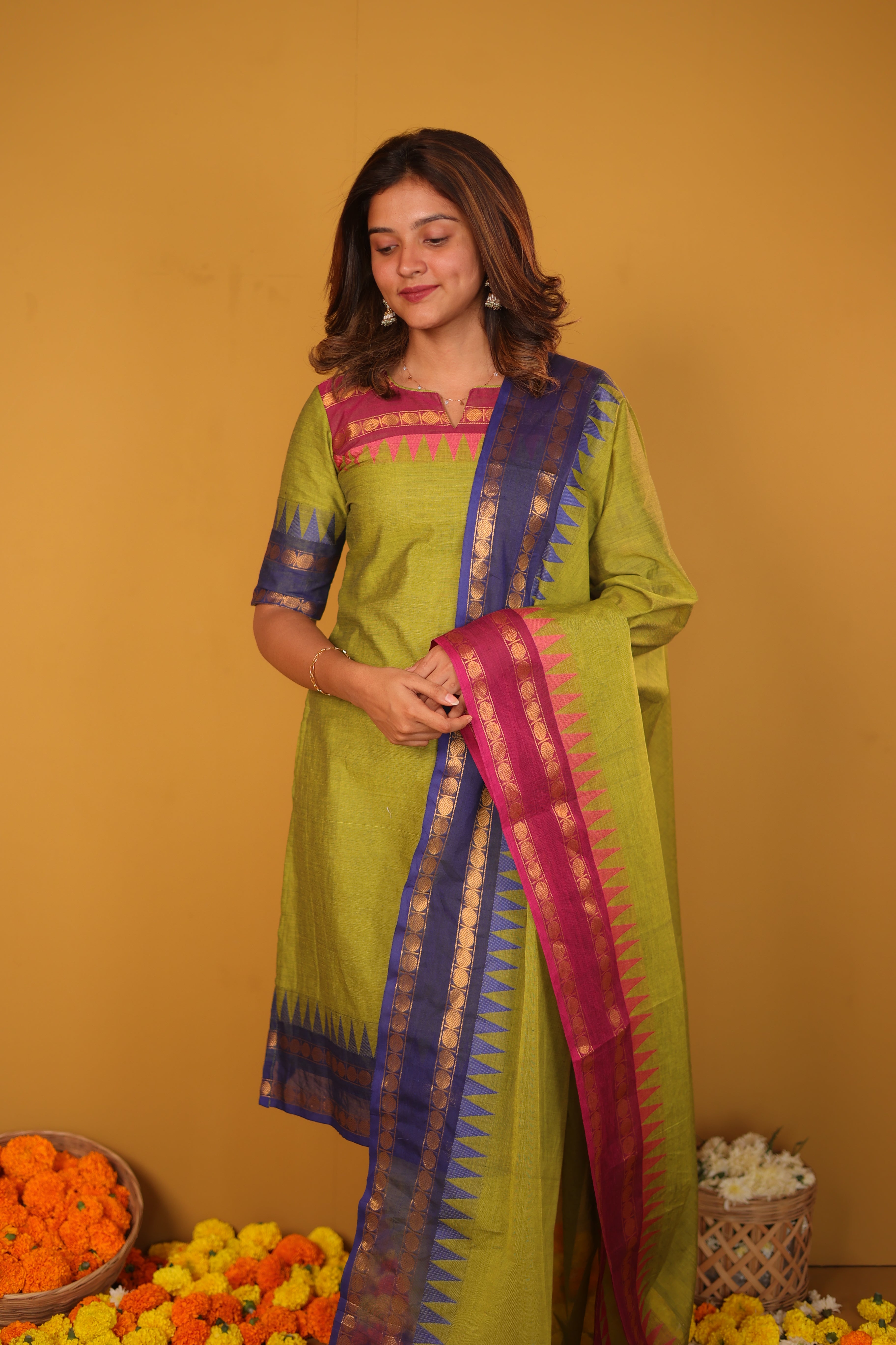 Kayal Green Kurti set (Set of 2)