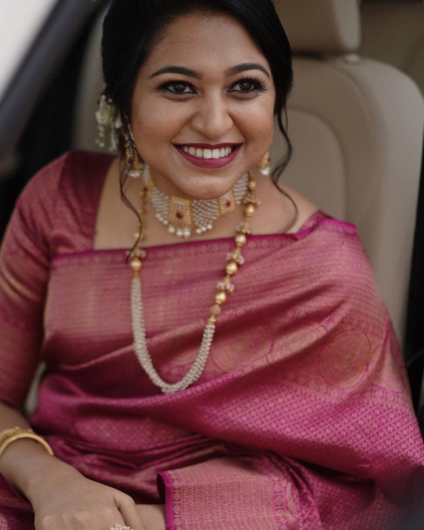 Elegant Banarasi Silk Wedding Saree for a Timeless Look