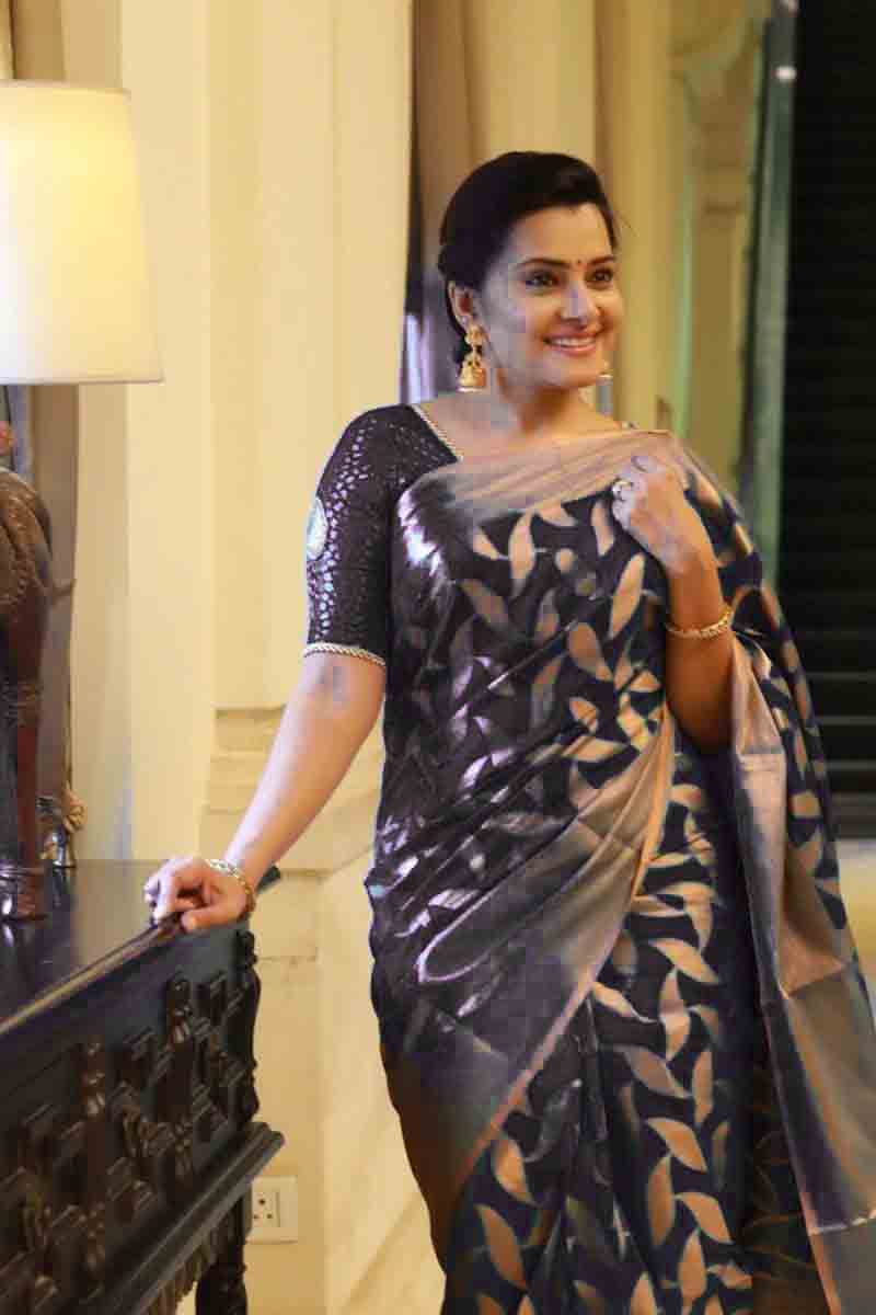 Banarasi Soft Silk Saree – Timeless Elegance & Grac