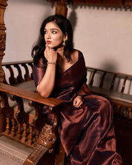 Banarasi Silk Saree – Exquisite Zari Work & Jacquard Weave