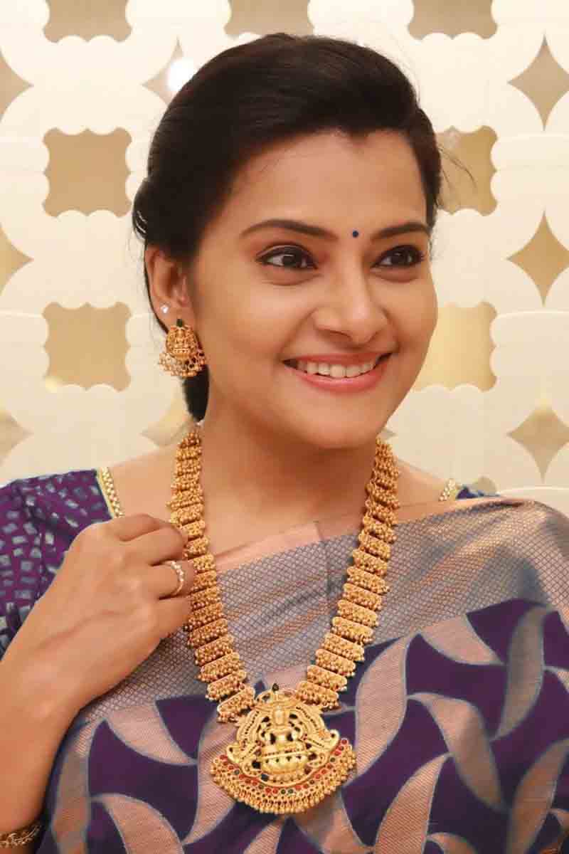 Banarasi Kanjivaram Silk Saree – Timeless Elegance