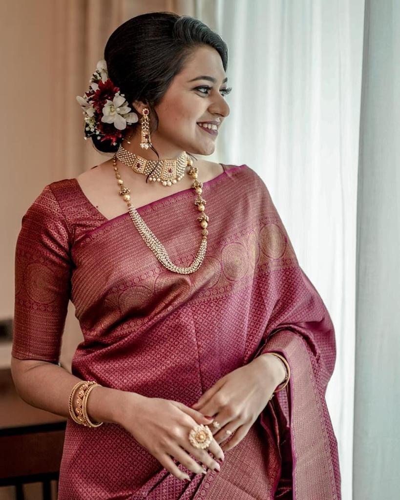 Elegant Banarasi Silk Wedding Saree for a Timeless Look