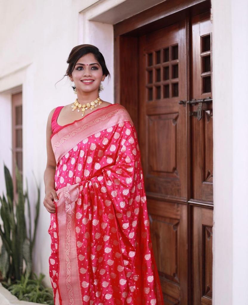 Exquisite Banarasi Silk Saree with Silver Zari Weaving