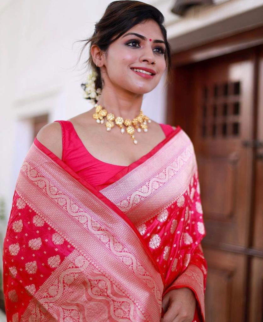 Exquisite Banarasi Silk Saree with Silver Zari Weaving