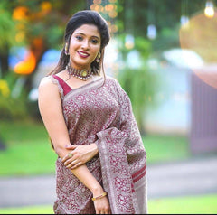 Banarasi Silk Saree – Exquisite Zari Work & Jacquard Weave