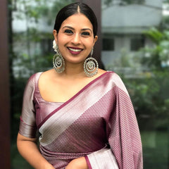 Banarasi Silk Saree – Elegant Silver Zari Work & Rich Weave