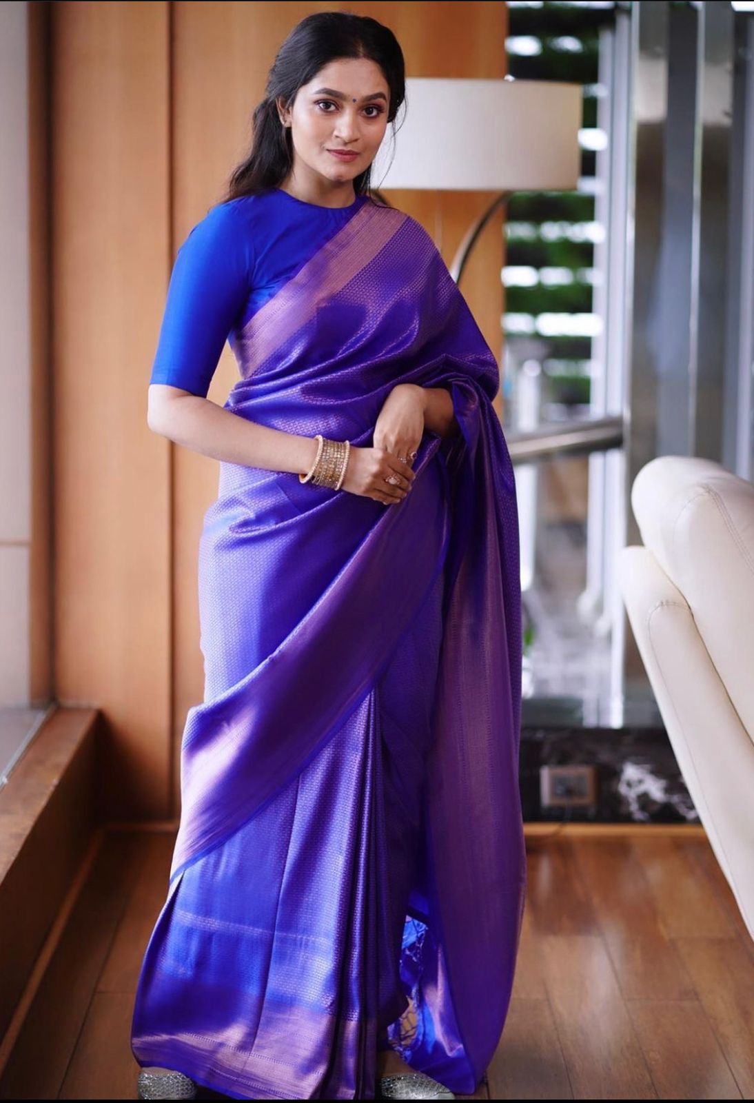 Banarasi Silk Saree – Elegant Silver Zari Work & Rich Weave
