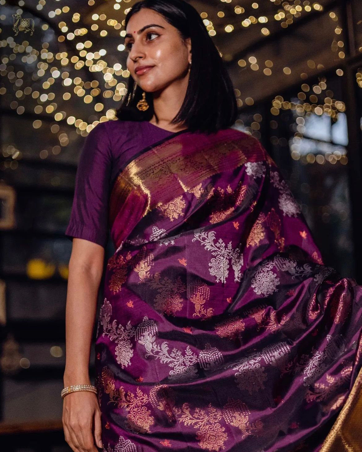 AAYNA Sarees – Exquisite Kanjivaram & Banarasi Silk Sarees