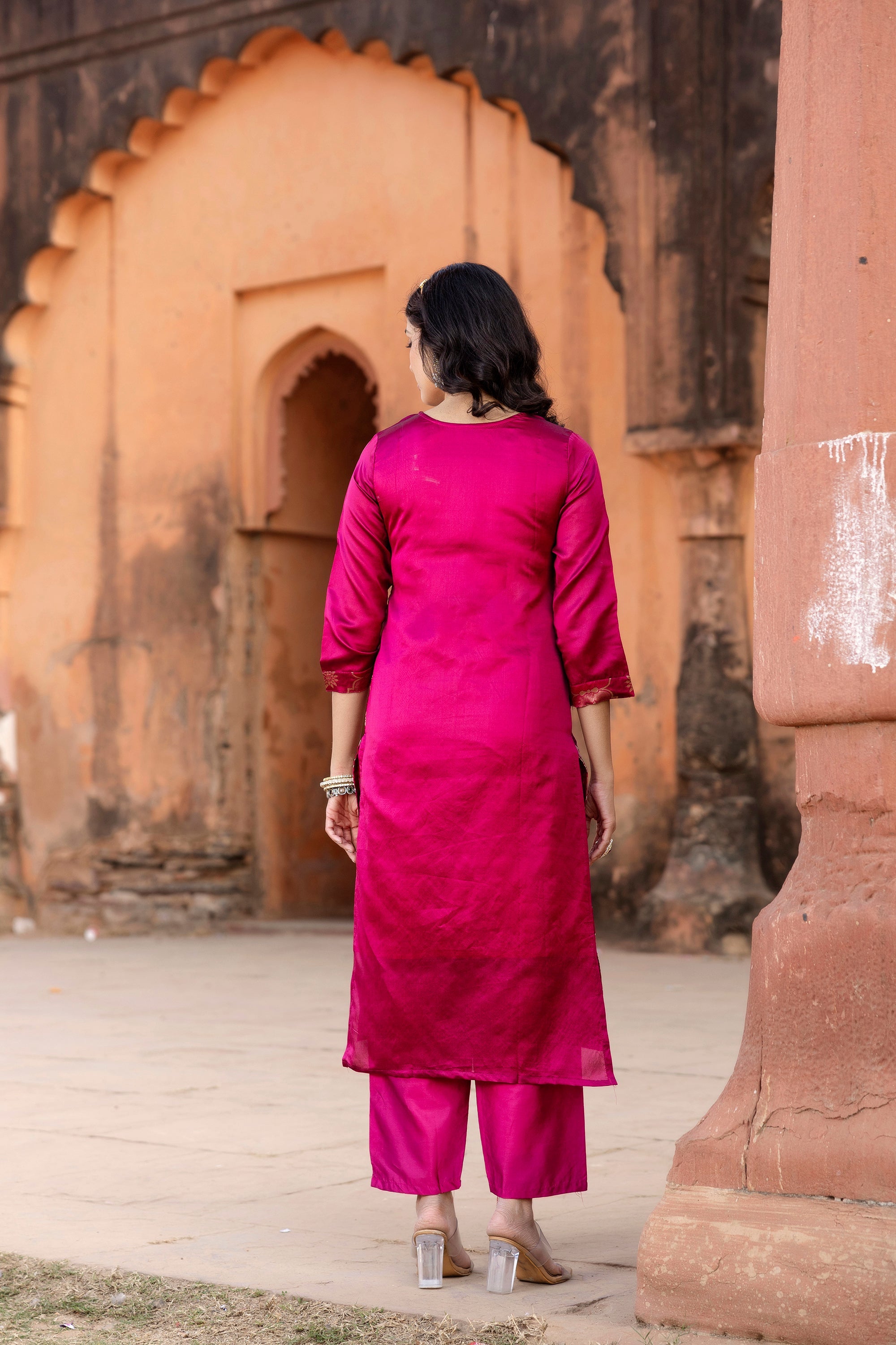 CHEERY PINK  COLOURED TREDITIONAL WEAR KURTA SET