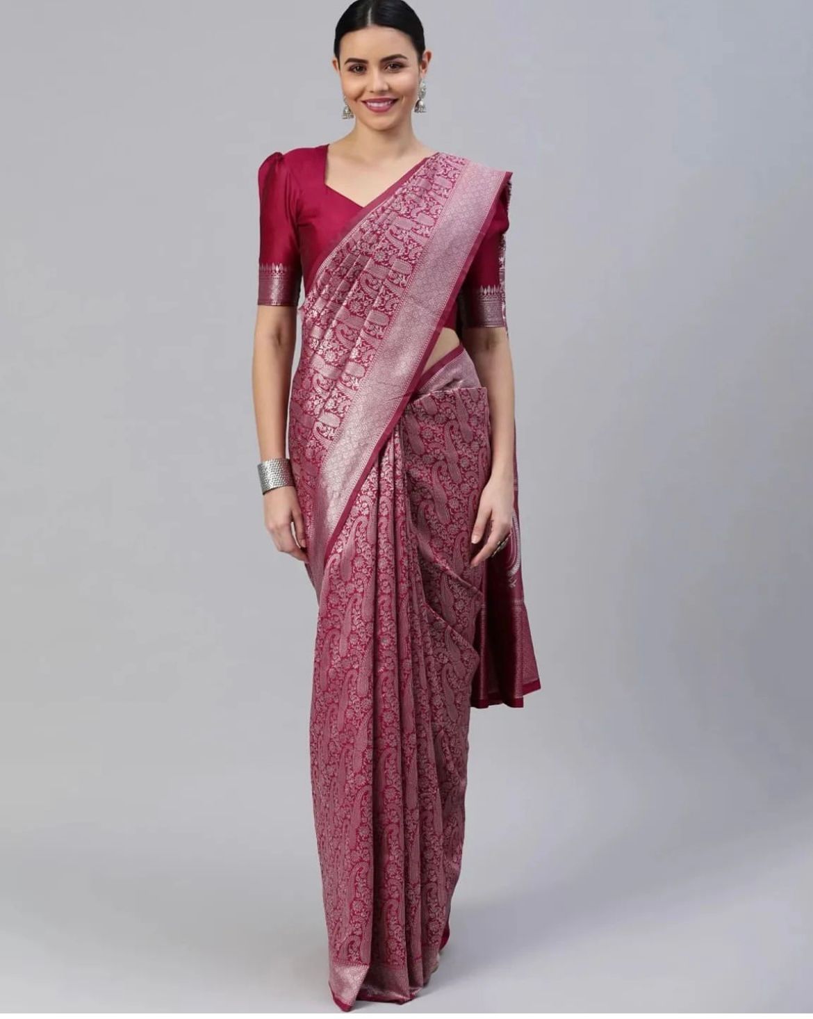 Banarasi Silk Saree – Exquisite Zari Work & Jacquard Weave