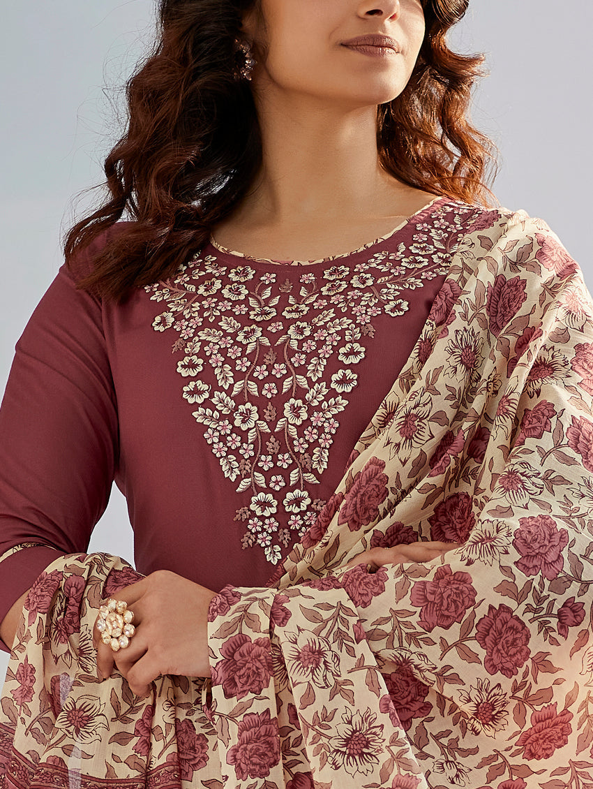 BROWN  COLOURED  WOMEN'S  COTTON SILK   KURTA WITH PANT DUPATTA  SET