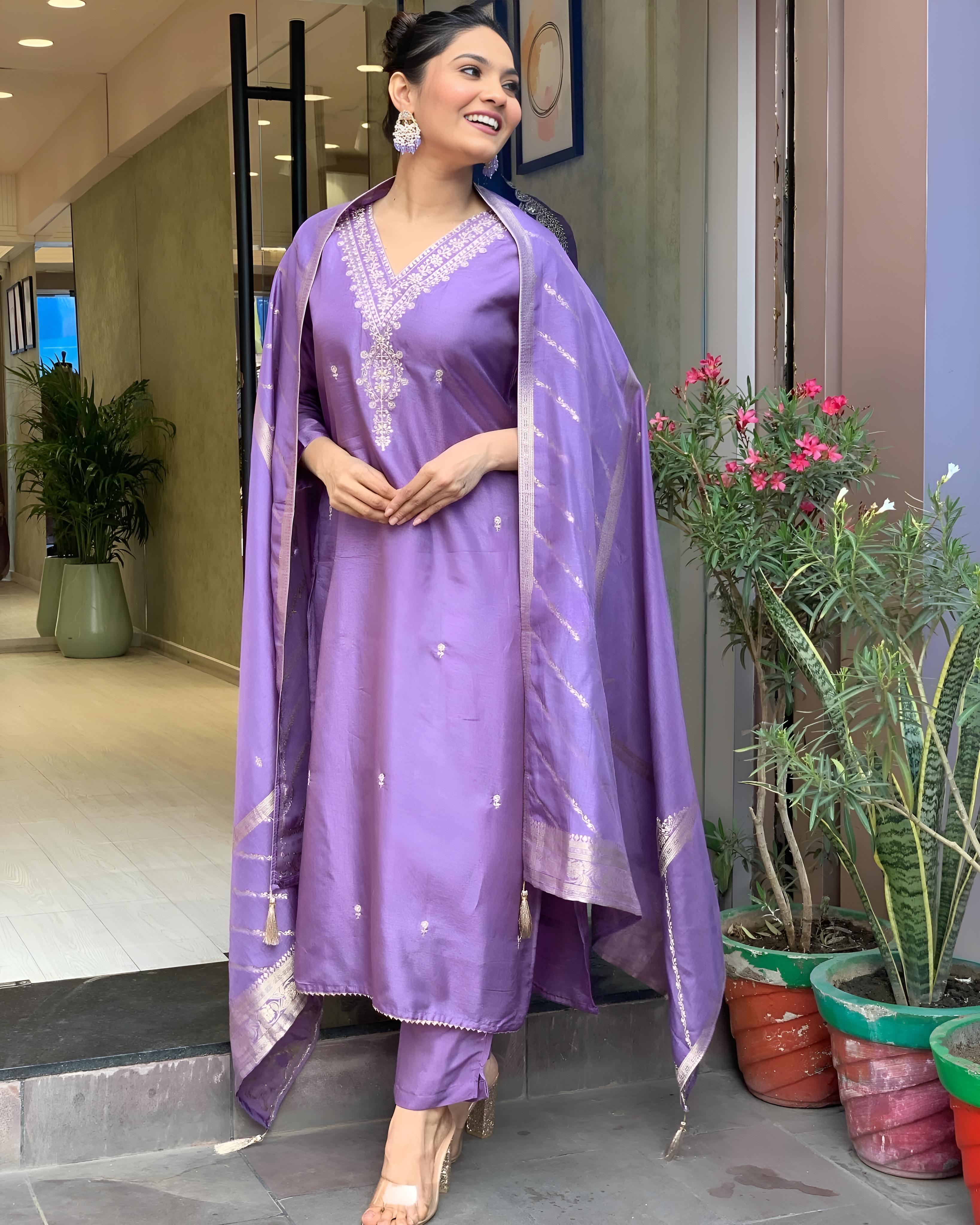 JENA LAVENDER  COLOURED  WOMEN'S VISCOSE CHANDERI KURTA WITH PANT DUPATTA  SET