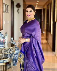 Banarasi Silk Saree – Elegant Zari Work & Jacquard Weave