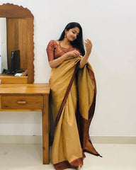 Elegance Meets Simplicity – A Must-Have Banarasi Soft Silk Saree!
