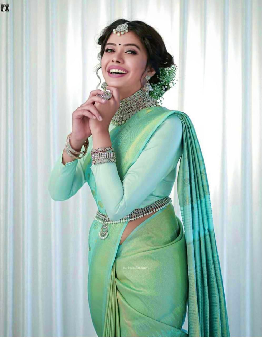 Banarasi Silk Saree – Exquisite & Timeless Elegance