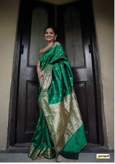 Exquisite Kanjivaram Banarasi Silk Saree | Premium Quality & Elegance