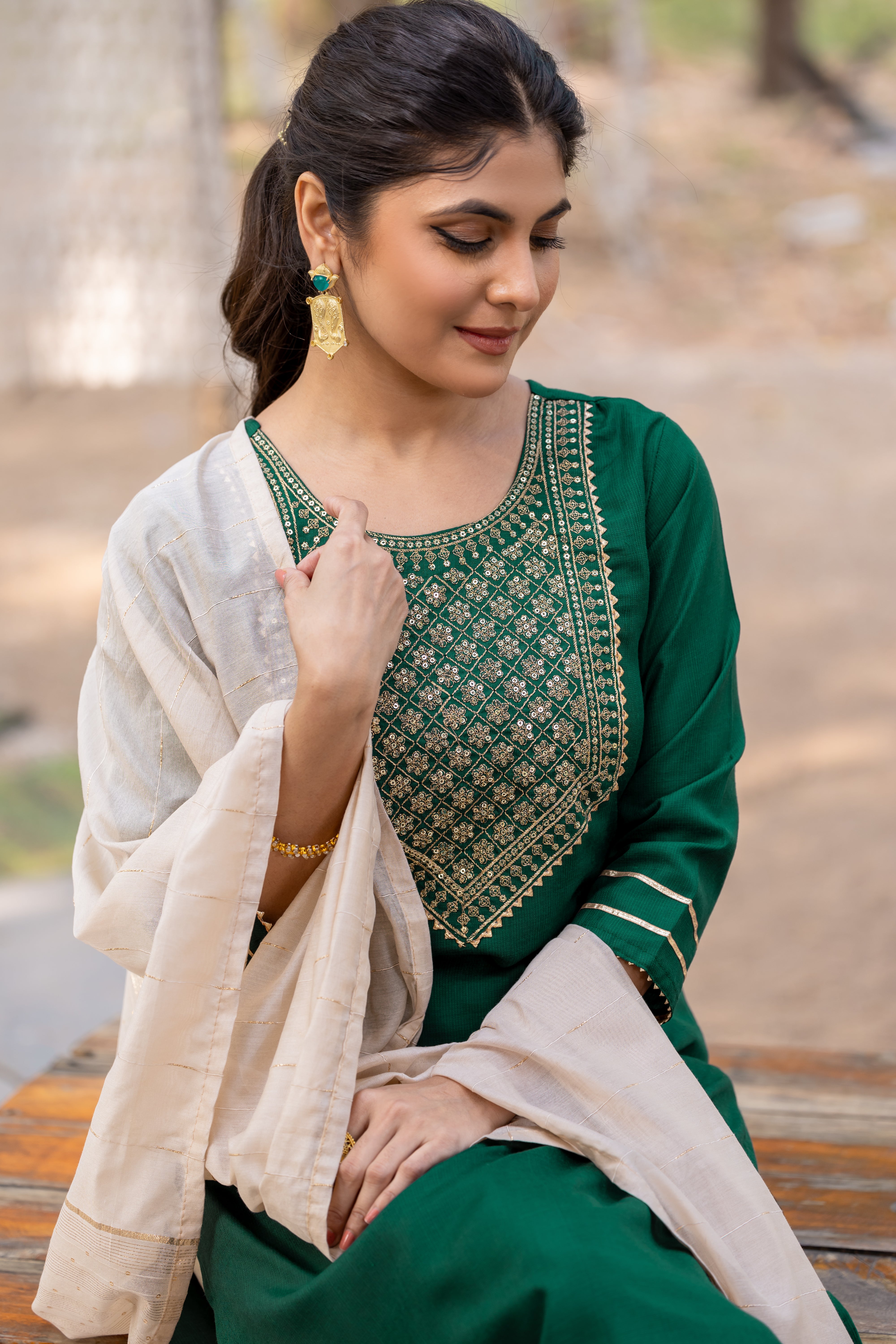 SK-21 Green Cotton Blend Kurta Set with Bottom & Chandery Dupatta | Embroidered 3-Piece Ethnic Wear – Malaysia