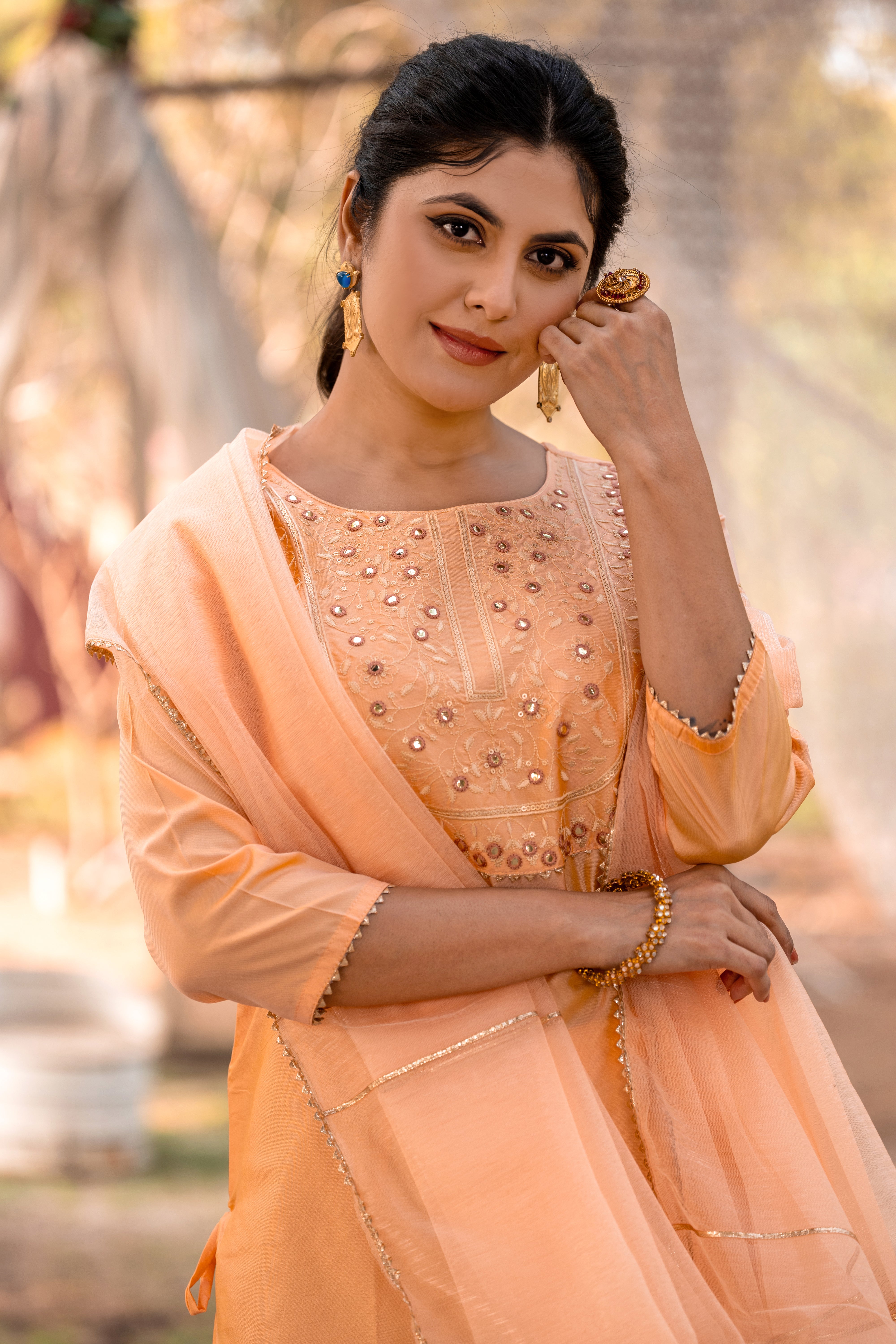 SK-882 Peach Polyester Kurta Set with Bottom & Net Dupatta | Embroidered 3-Piece Ethnic Wear – Malaysia