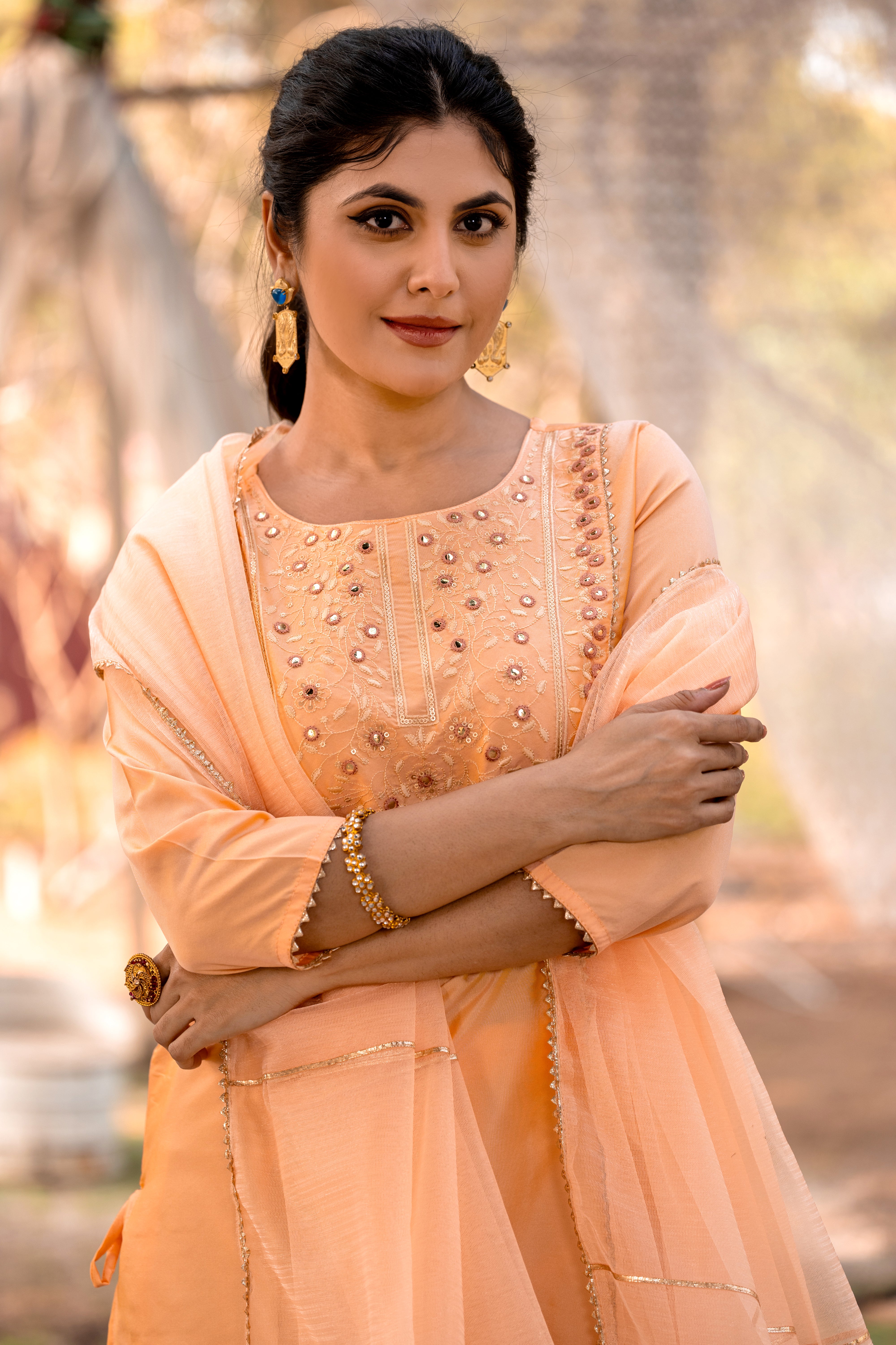 SK-882 Peach Polyester Kurta Set with Bottom & Net Dupatta | Embroidered 3-Piece Ethnic Wear – Malaysia