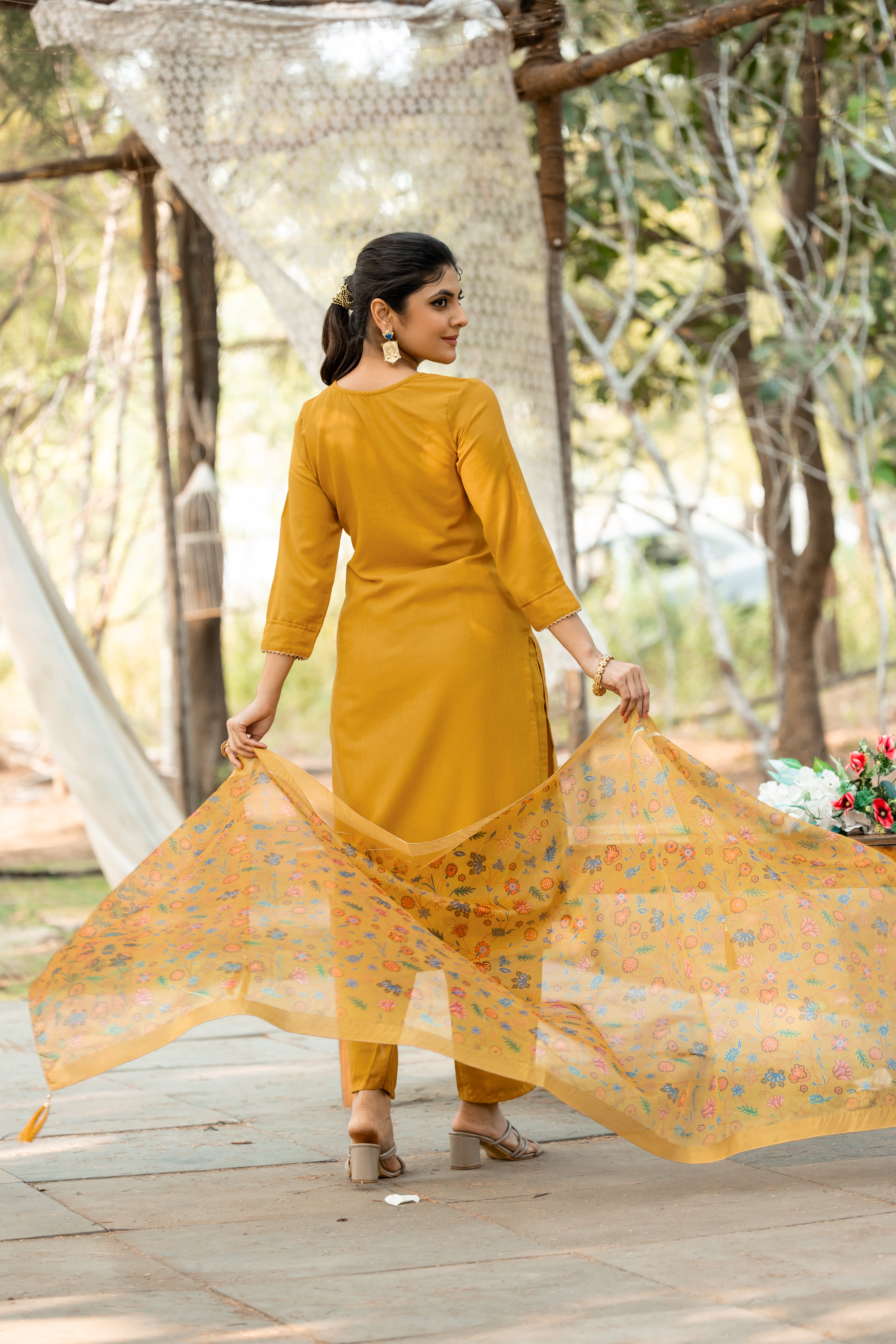 Kashturi Rayon Slub Kurta Set with Bottom & Organza Digital Print Dupatta | Jacquard Work | Festive & Party Wear – Malaysia