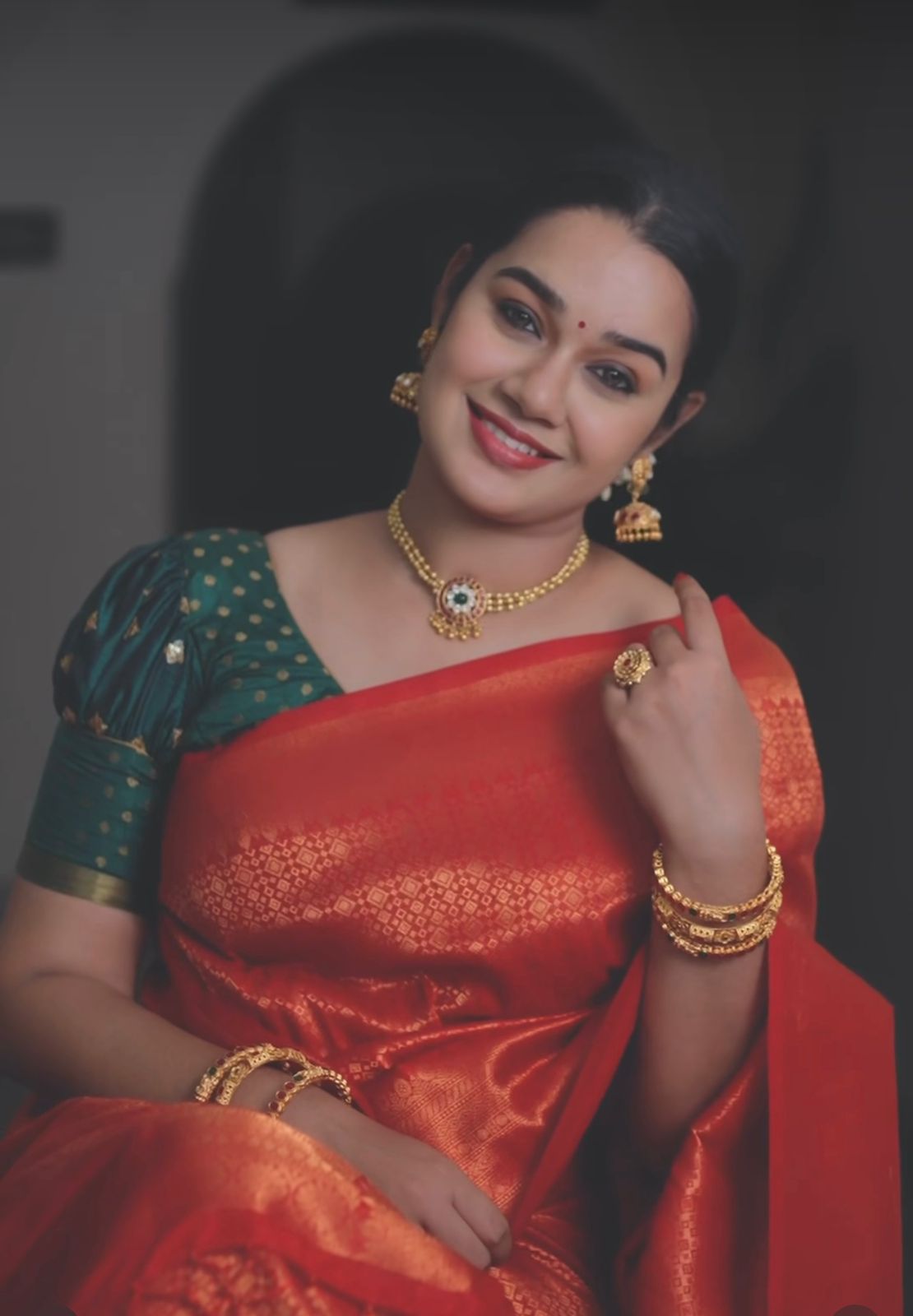 Banarasi Soft Silk Saree – Bridal Elegance