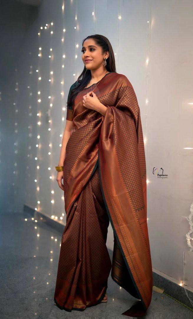 Banarasi Soft Silk Saree – Copper Zari Weaving Elegance