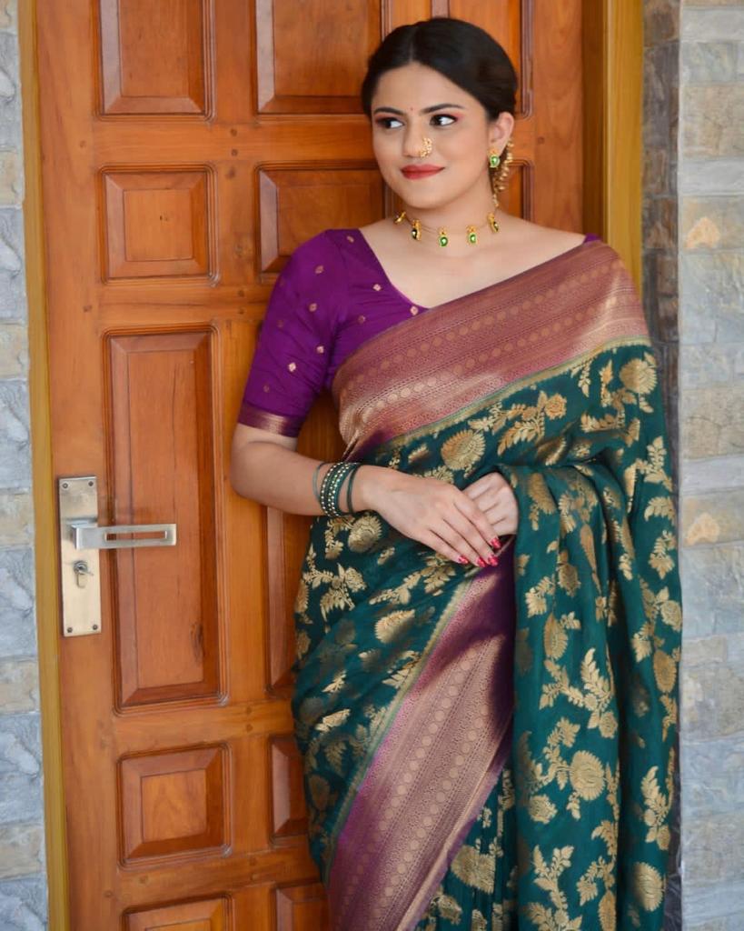 AAYNA Banarasi & Kanjivaram Silk Sarees – Traditional Elegance for Every Occasion