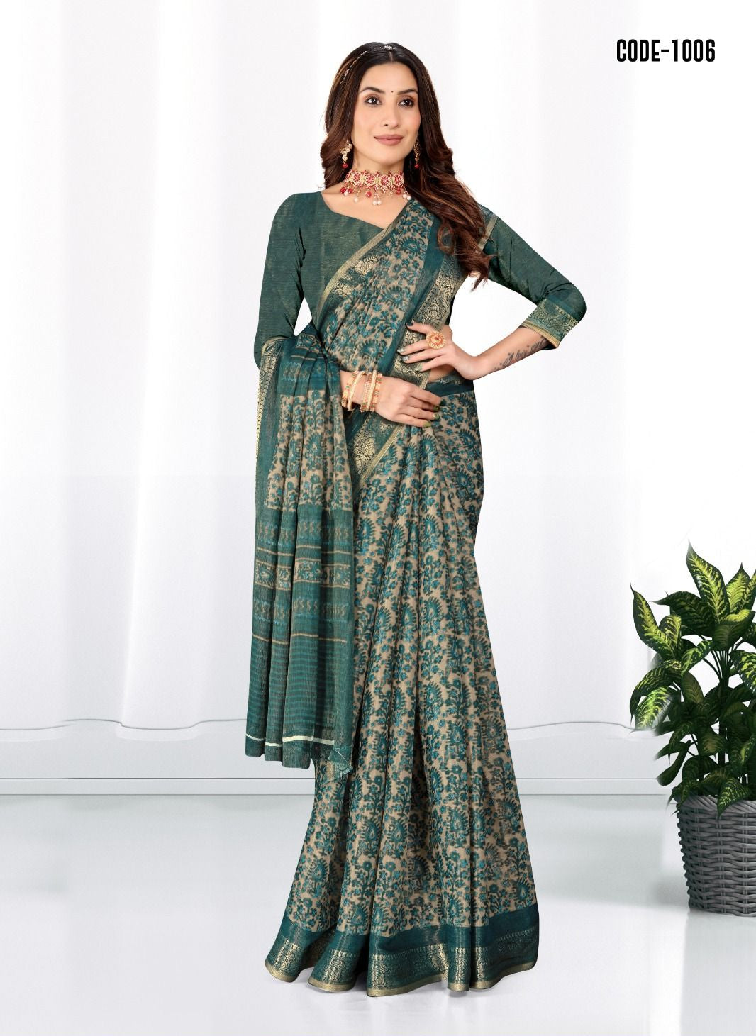 Zari weaves Jacquard border Moda zari silk saree with blouse for women