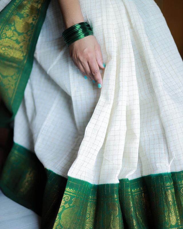 Exquisite Banarasi Soft Silk Saree – A Must-Have for Saree Lovers!
