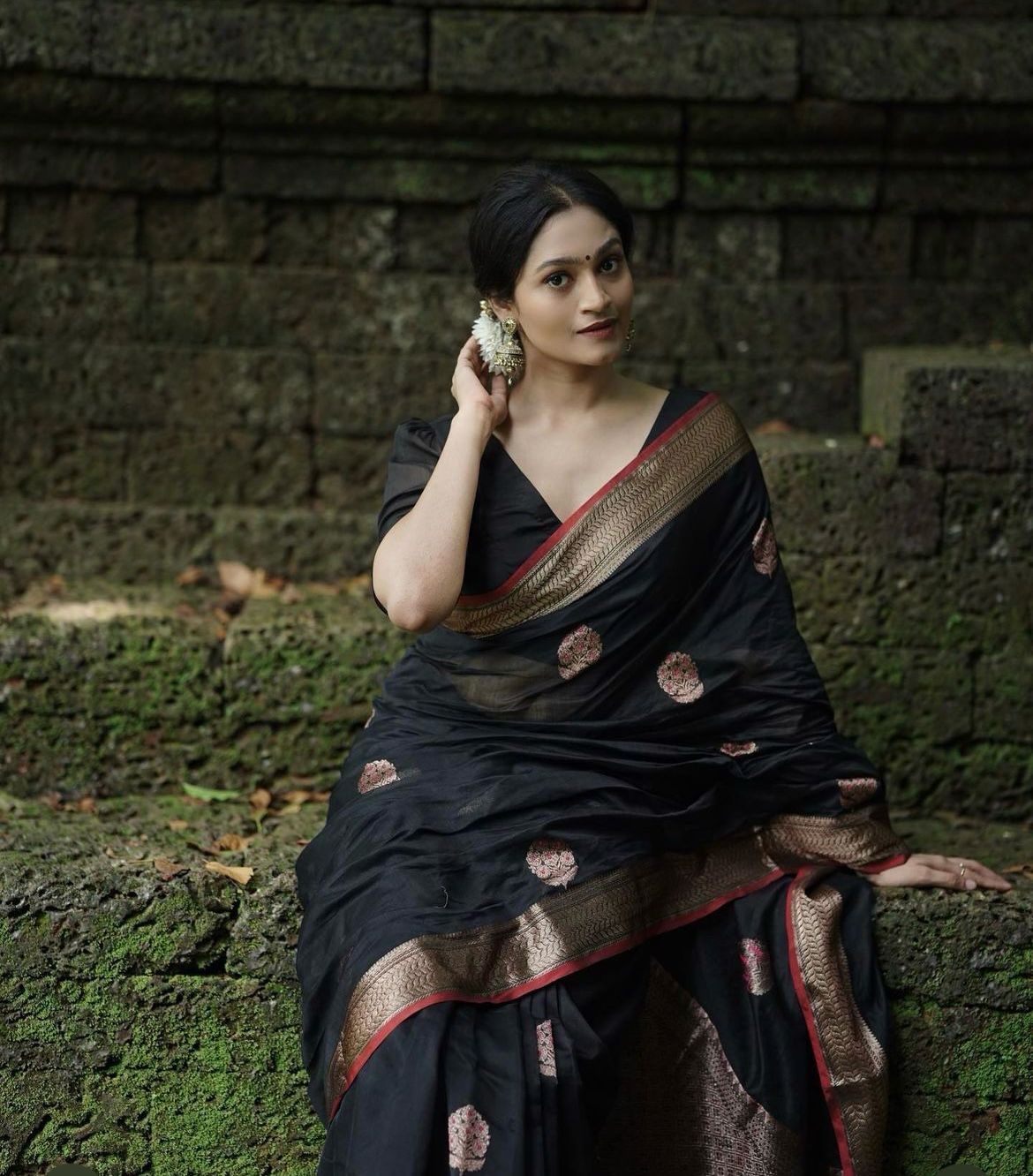 Banarasi Soft Silk Saree with Gold Zari Weaving