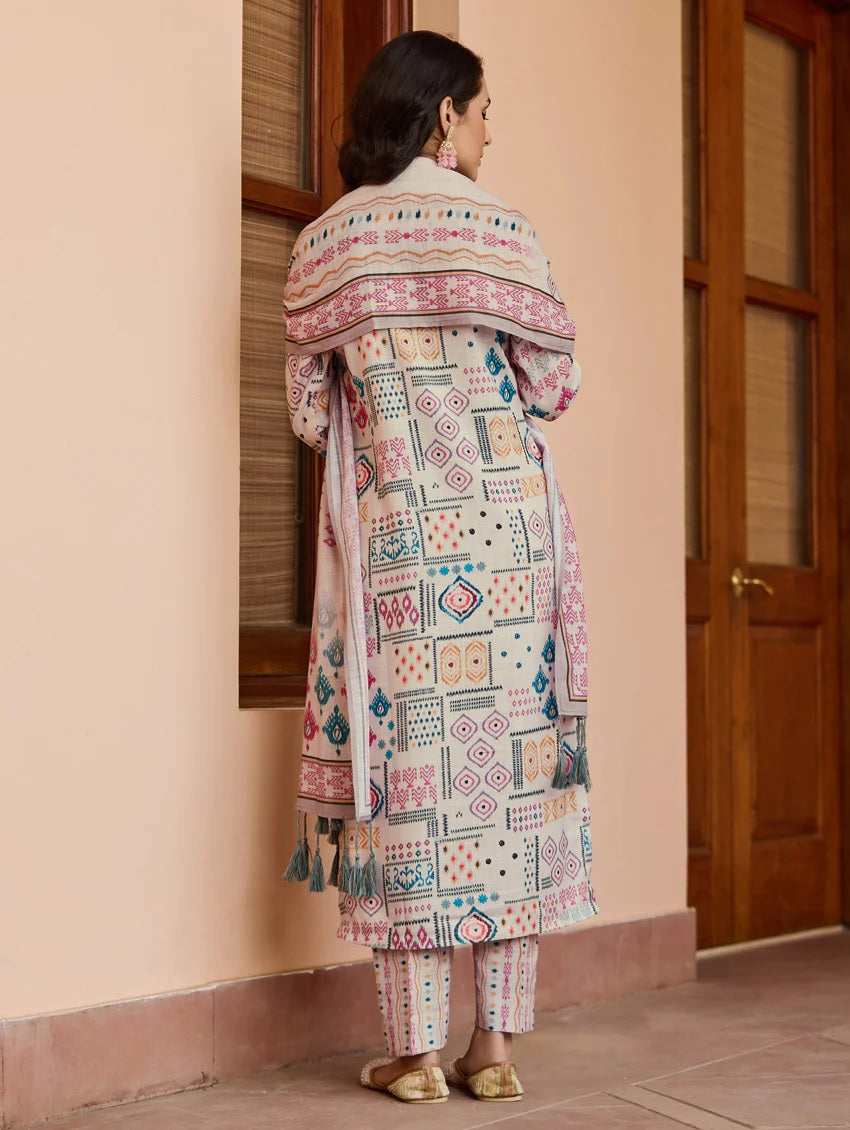 WHITE COLOURED  WOMEN'S COTTON EMBROIDERED  KURTA WITH PANT DUPATTA  SET