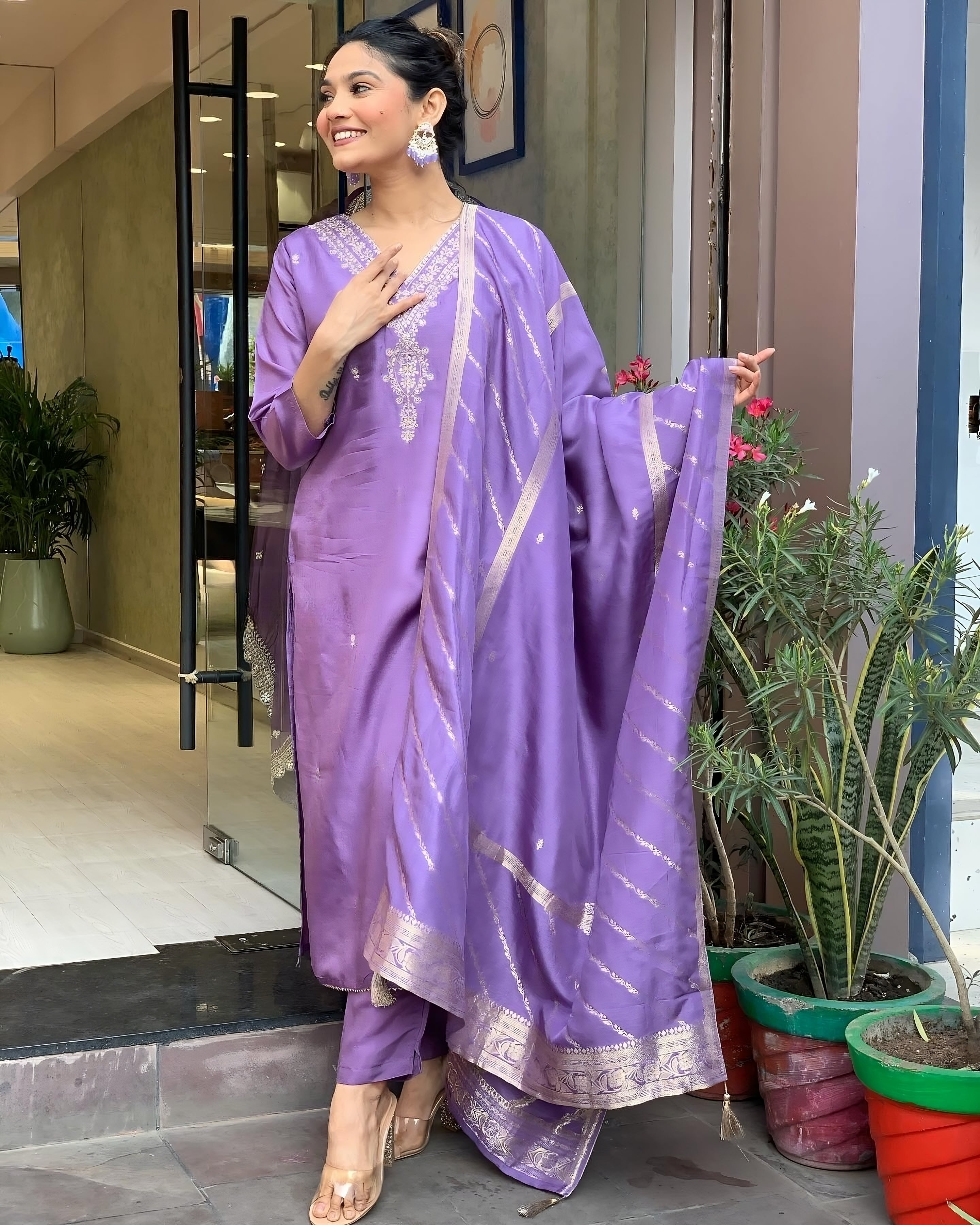 JENA LAVENDER  COLOURED  WOMEN'S VISCOSE CHANDERI KURTA WITH PANT DUPATTA  SET