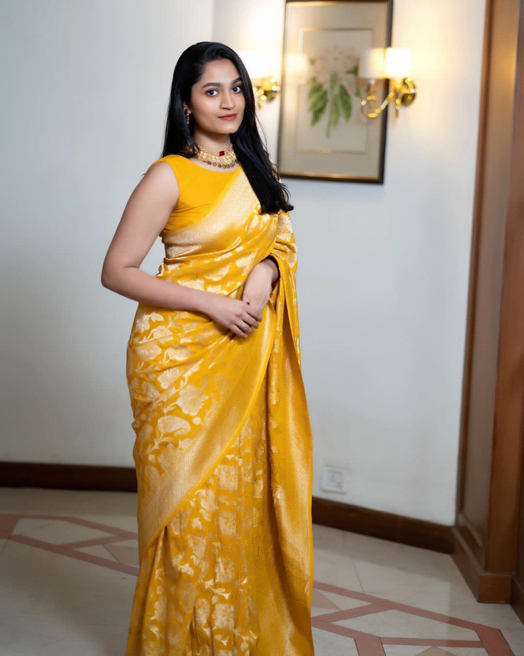 Banarasi Kanjivaram Silk Saree – Timeless Elegance & Grace