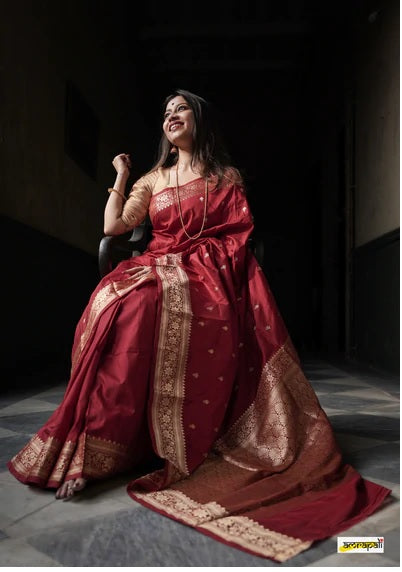 Exquisite Kanjivaram Banarasi Silk Saree | Premium Quality & Elegance