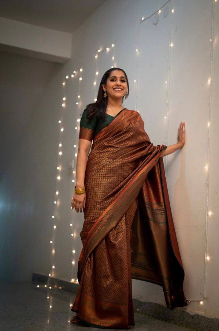 Banarasi Soft Silk Saree – Copper Zari Weaving Elegance