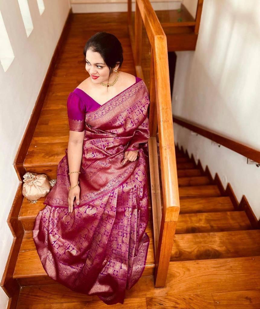 Banarasi Soft Silk Saree – Exquisite Copper Zari Weaving
