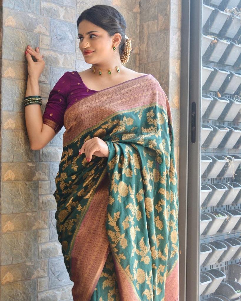 AAYNA Banarasi & Kanjivaram Silk Sarees – Traditional Elegance for Every Occasion