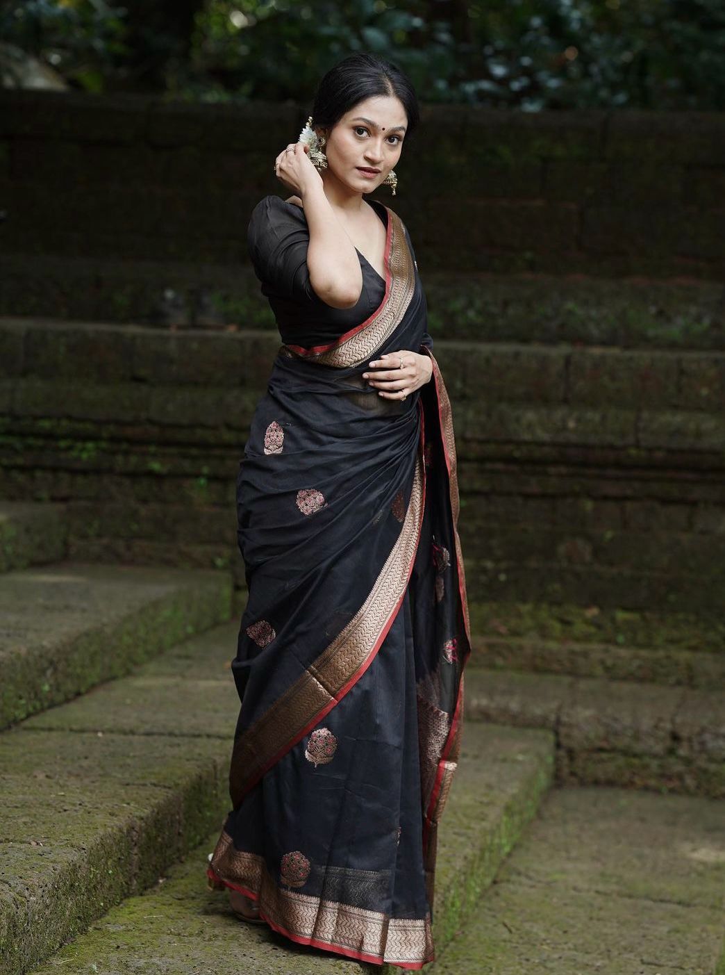 Banarasi Soft Silk Saree with Gold Zari Weaving