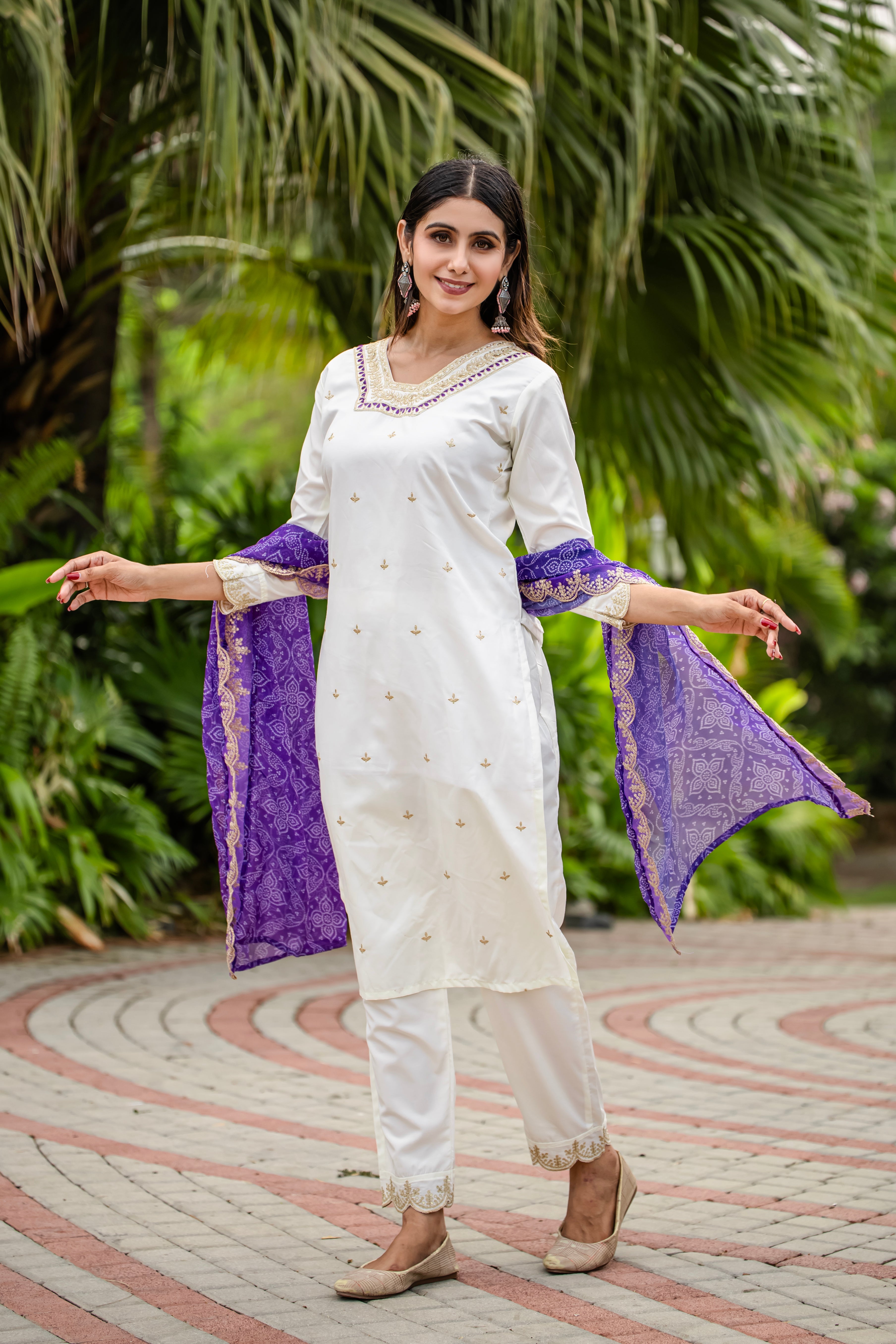 WHITE COLOURED  WOMEN'S ROMAN SILK EMBROIDERED  KURTA WITH PANT DUPATTA SET